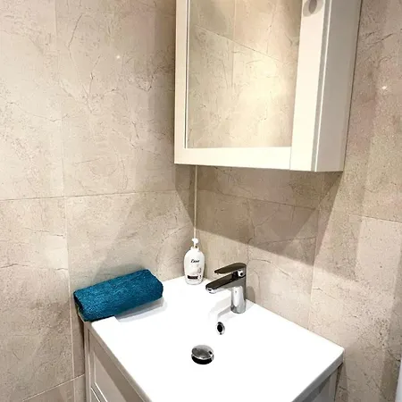 Level 4 * アンティーブ